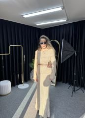 Madonna Yaka Etekli Triko Takım